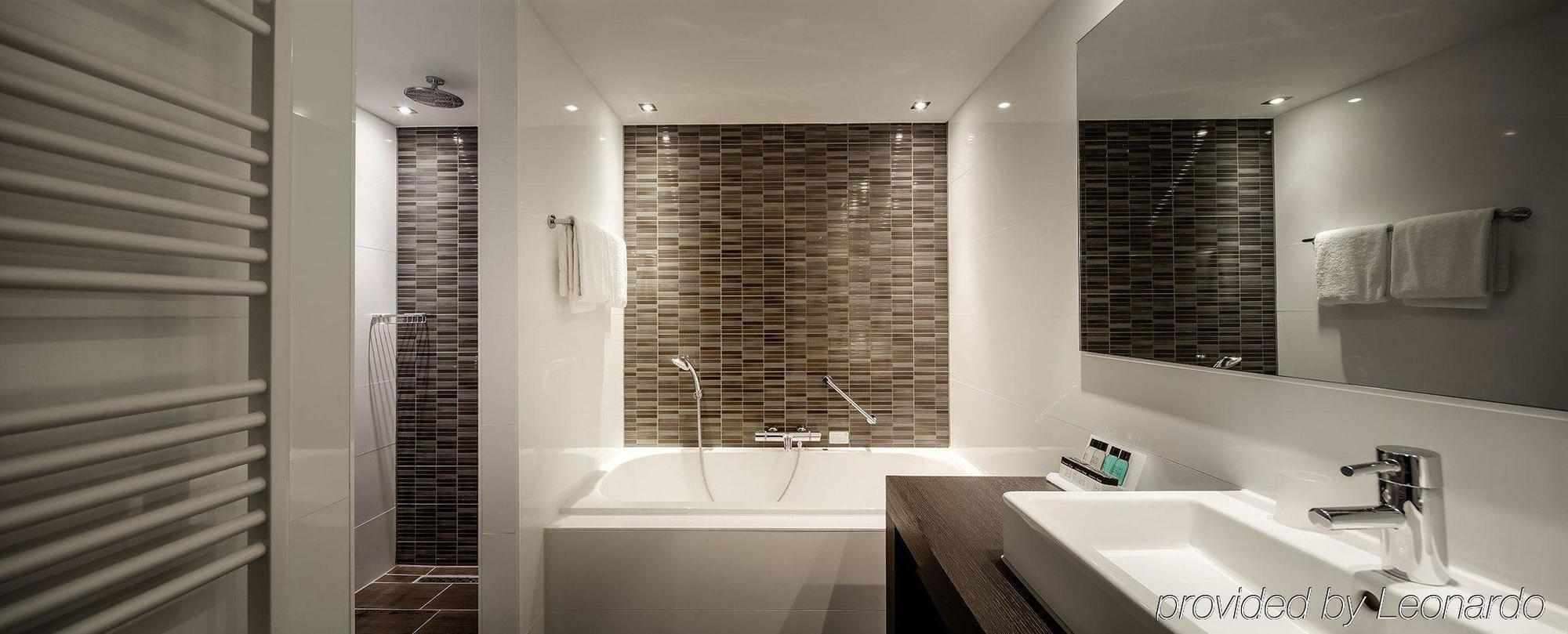 Van Der Valk Hotel Goes Bagian luar foto
