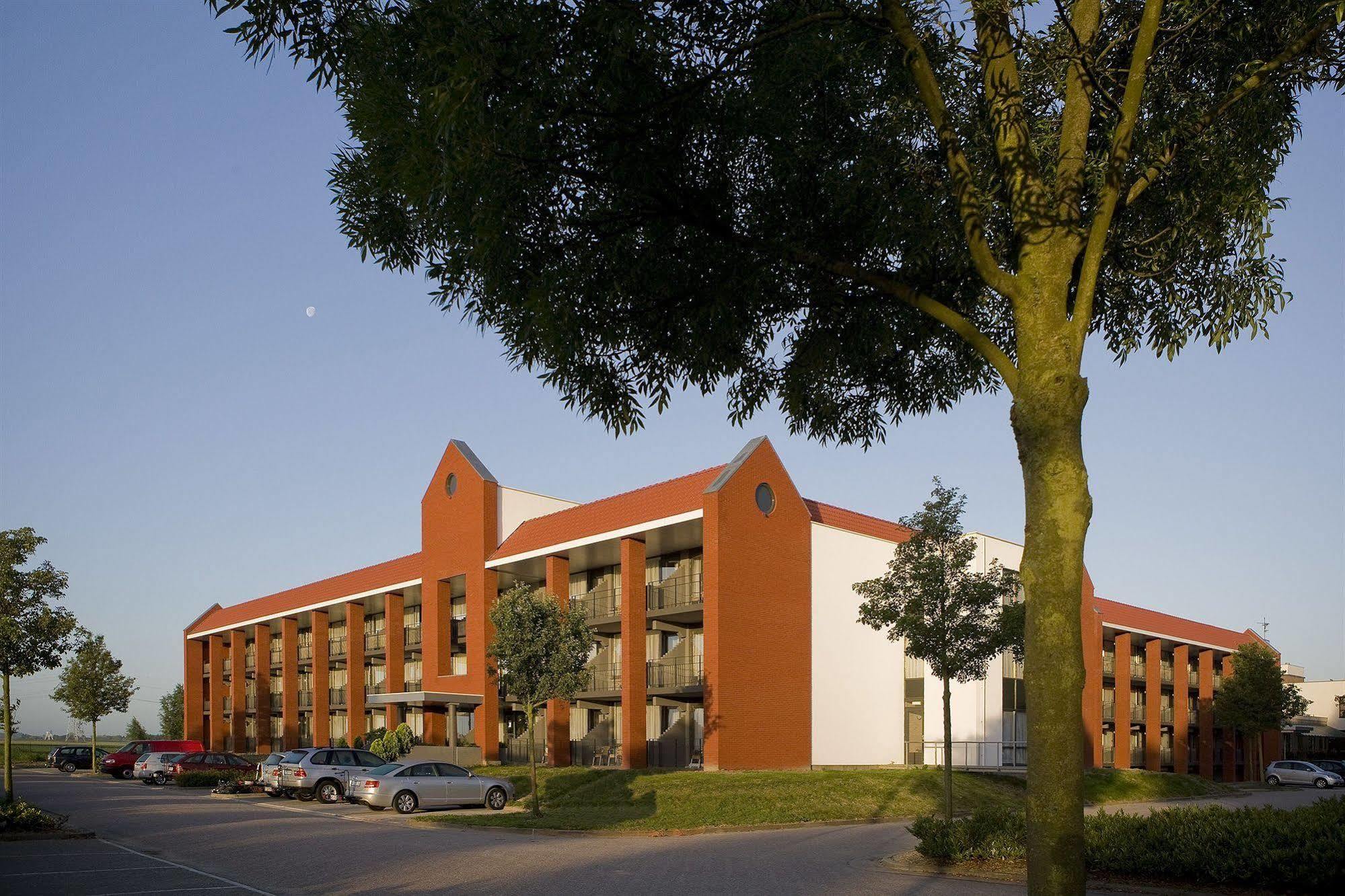Van Der Valk Hotel Goes Bagian luar foto