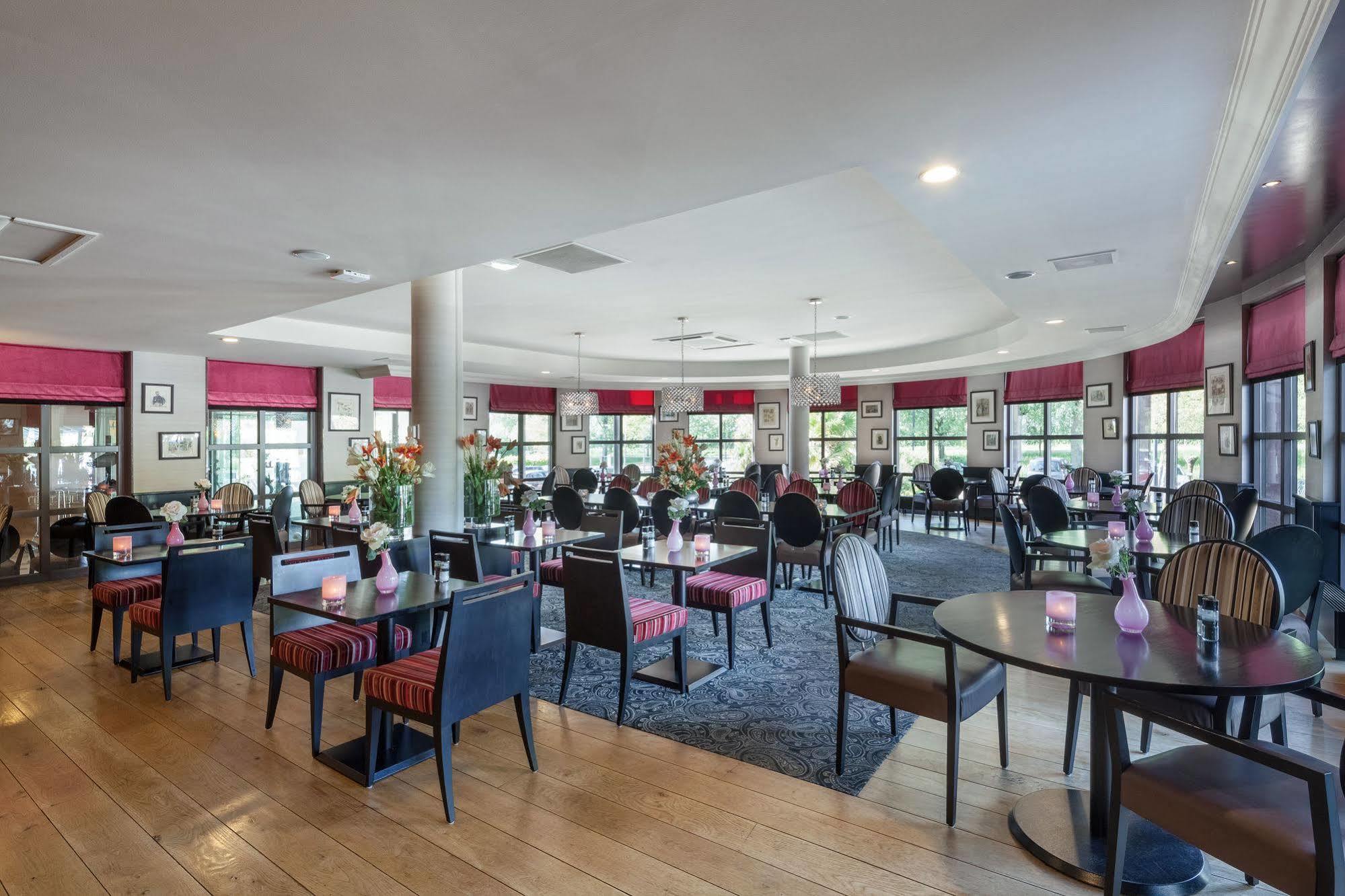 Van Der Valk Hotel Goes Bagian luar foto