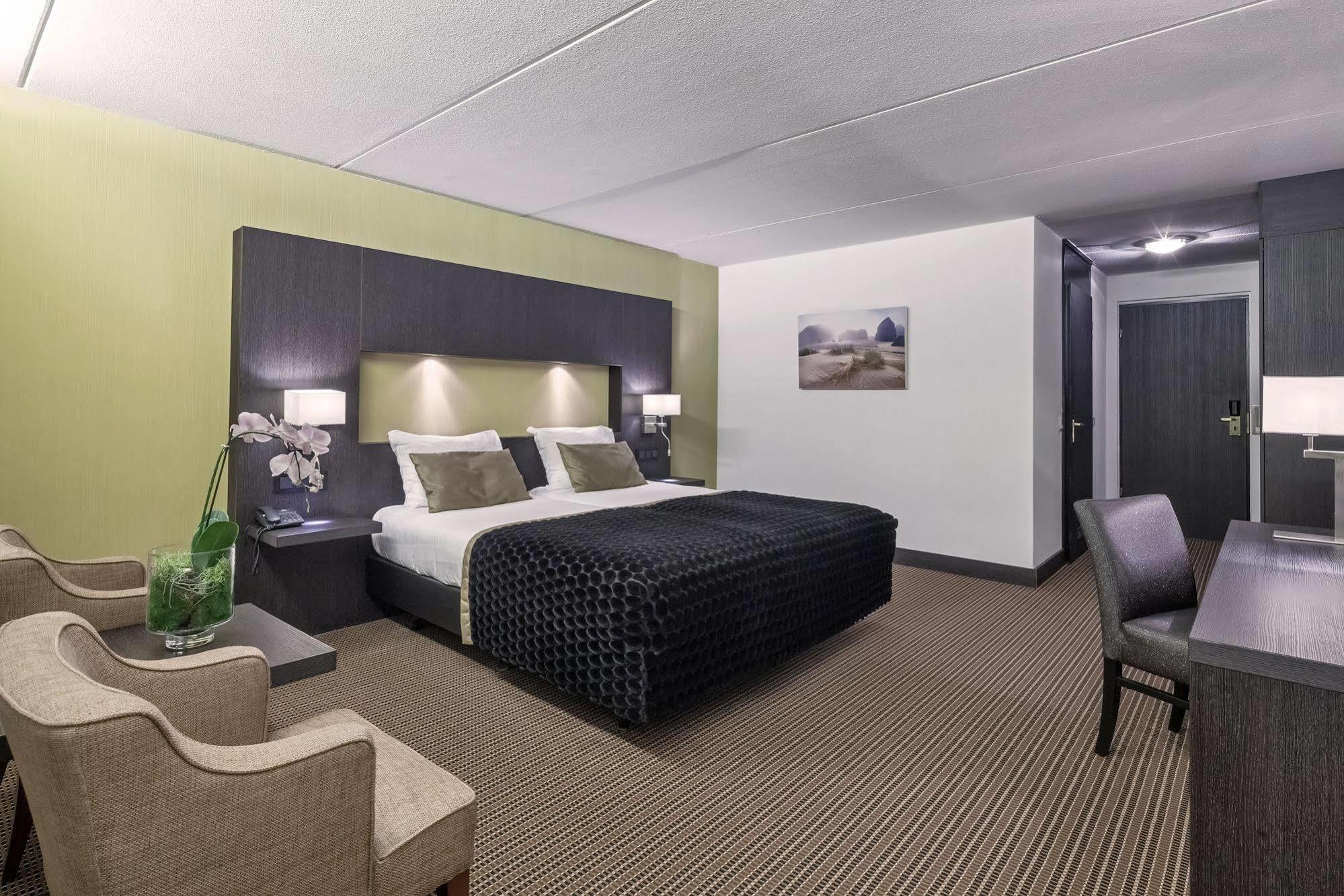 Van Der Valk Hotel Goes Bagian luar foto