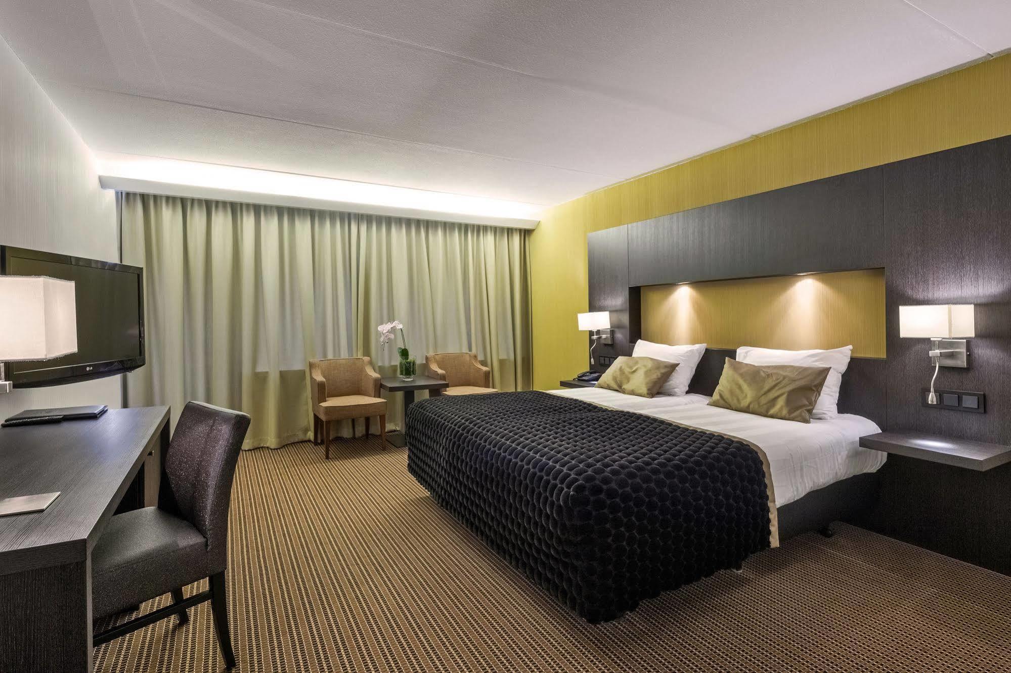 Van Der Valk Hotel Goes Bagian luar foto